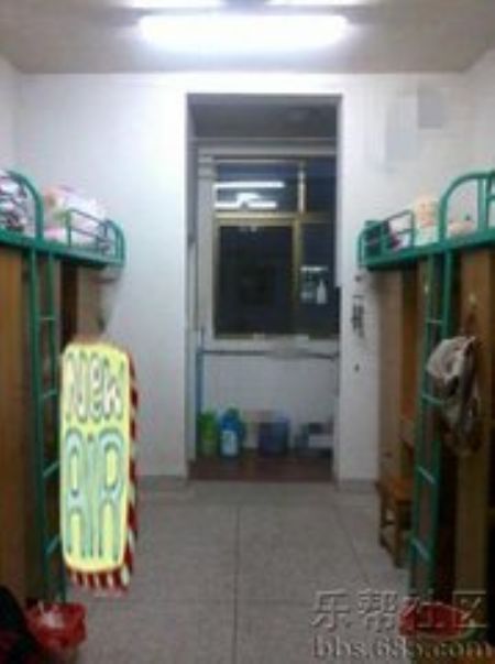 赣南师范学院宿舍图片_寝室图片18