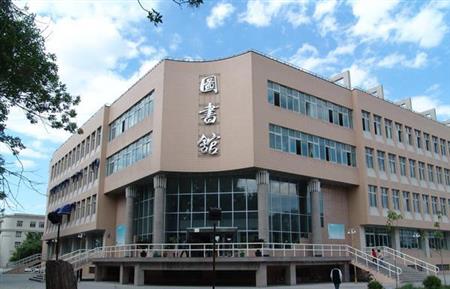 新疆农业大学校园图片_校园图片3