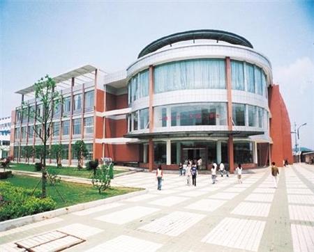 湖南工业大学校园图片_校园图片3