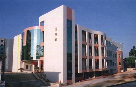 华侨大学校园图片_大学图片4