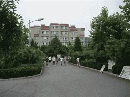 山东工商学院校园图片_校园图片3