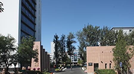 中国青年政治学院校园图片_大学图片5