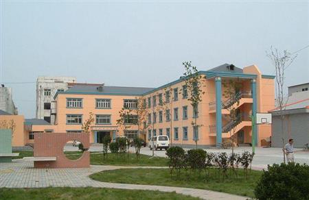 河北医科大学校园图片_大学图片3