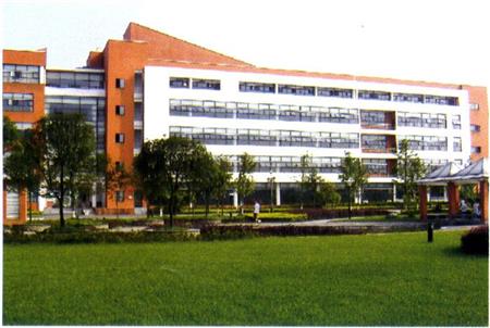 四川民族学院校园图片_大学图片4