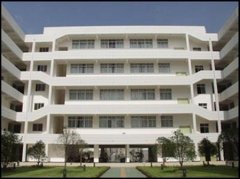 填报问题:荆州职业学院是公办还是民办大专？