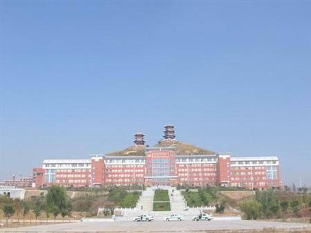 莱芜职业技术学院校园图片_大学图片2